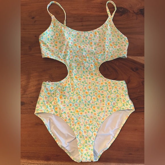 Aerie side scoop one piece - Picture 1 of 11